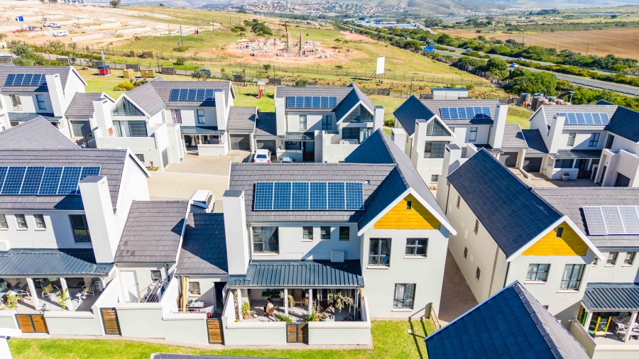 2 Bedroom Property for Sale in Hartland Lifestyle Estate Western Cape